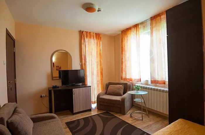 Lidia 3* Tsigov Chark